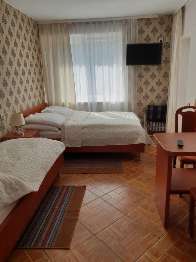 Dom Goscinny Ewa - 200 M Od Morza Dziwnów Extérieur photo